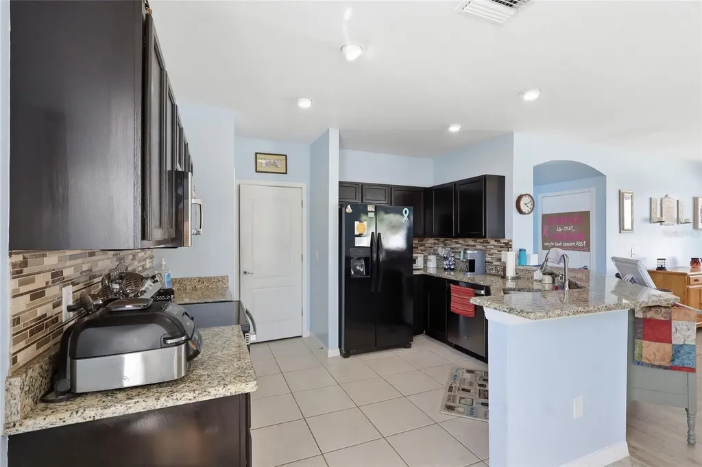 7902 Carriage Pointe Drive Gibsonton FL 33534