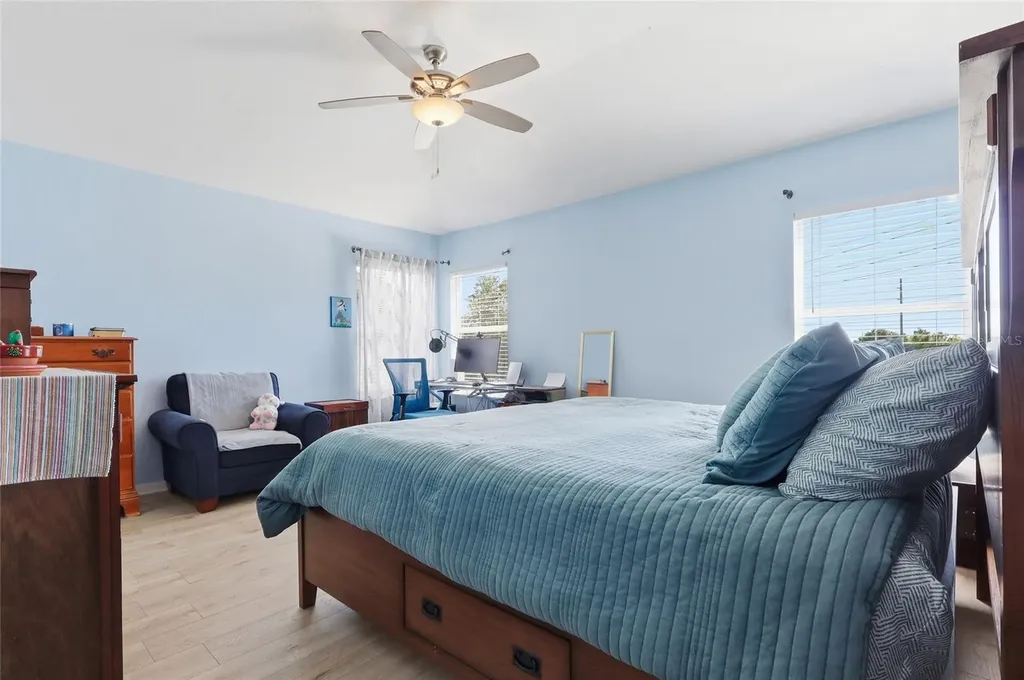 7902 Carriage Pointe Drive Gibsonton FL 33534