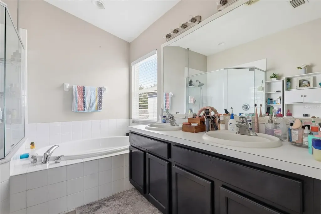 7902 Carriage Pointe Drive Gibsonton FL 33534