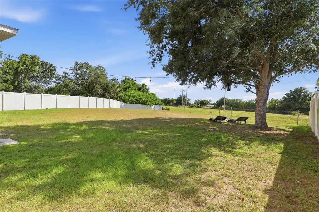 7902 Carriage Pointe Drive Gibsonton FL 33534