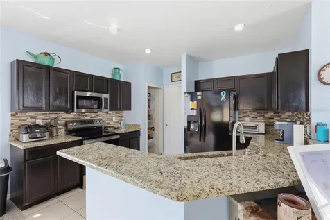 7902 Carriage Pointe Drive Gibsonton FL 33534