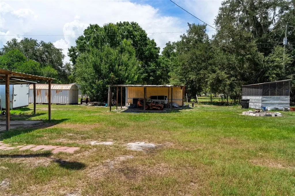 5709 Luckasavage Road Plant City FL 33567