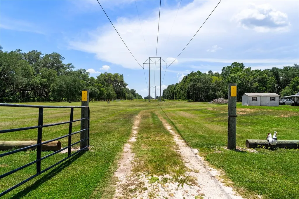 5709 Luckasavage Road Plant City FL 33567