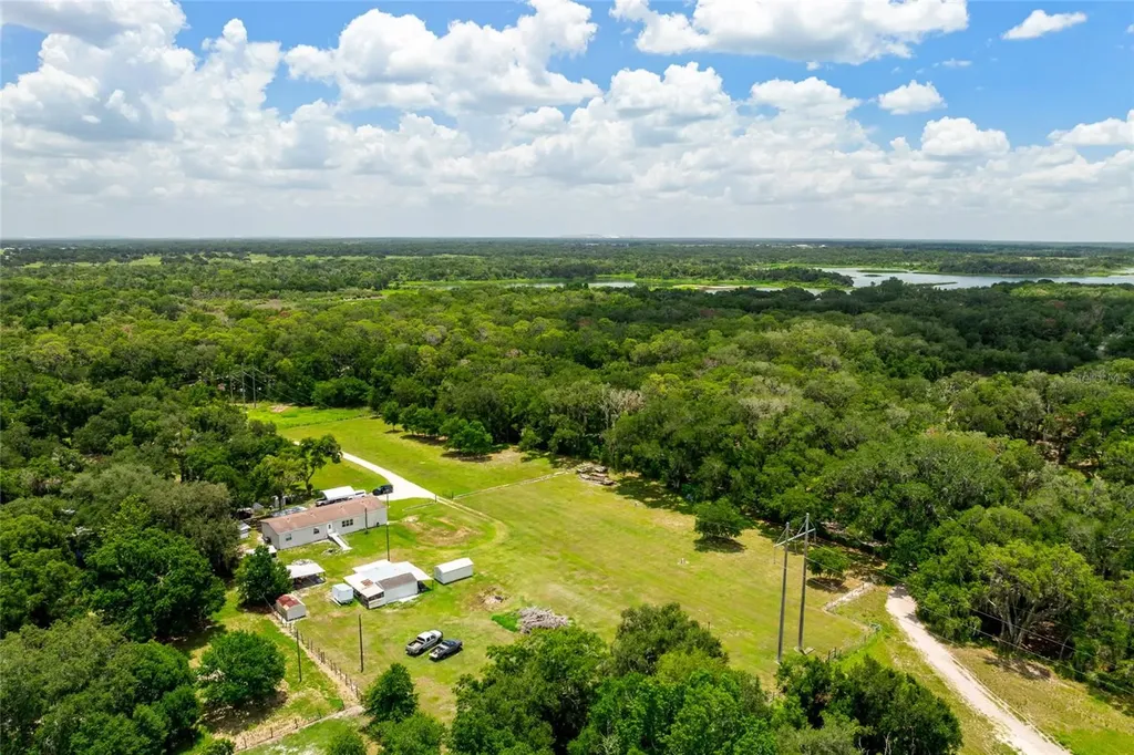 5709 Luckasavage Road Plant City FL 33567