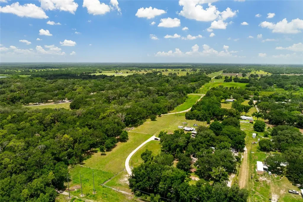 5709 Luckasavage Road Plant City FL 33567