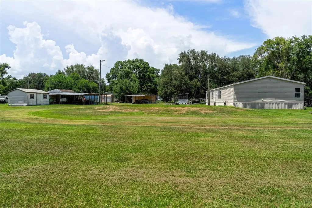 5709 Luckasavage Road Plant City FL 33567