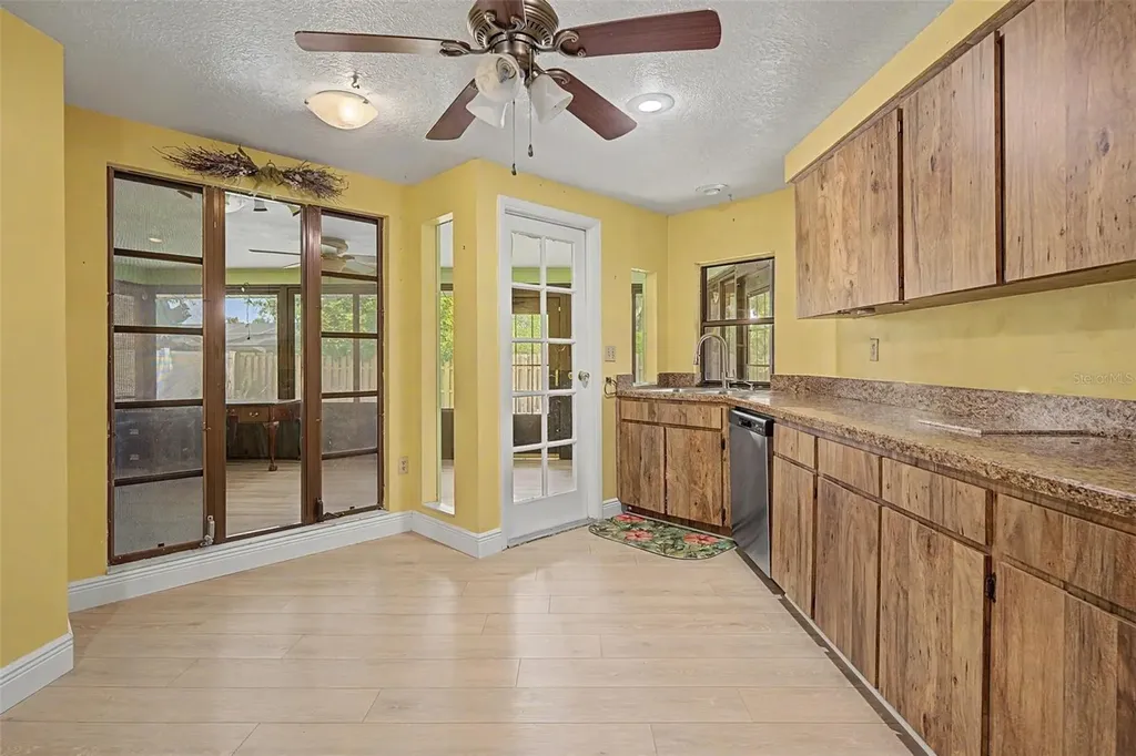 1100 Persimmon Drive Palm Harbor FL 34683