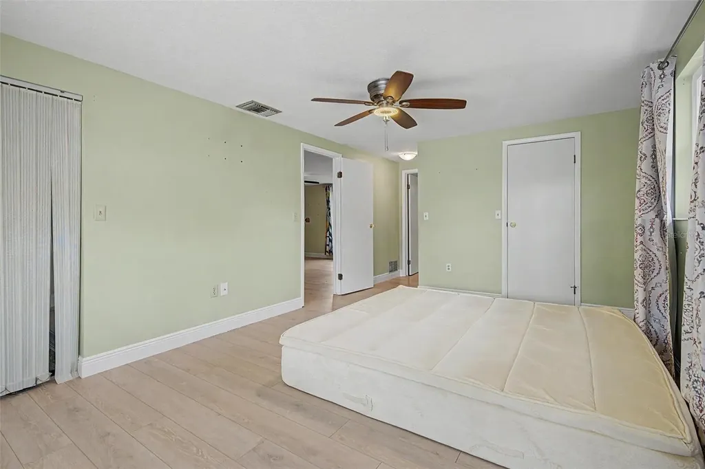 1100 Persimmon Drive Palm Harbor FL 34683