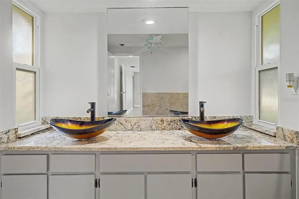 1100 Persimmon Drive Palm Harbor FL 34683