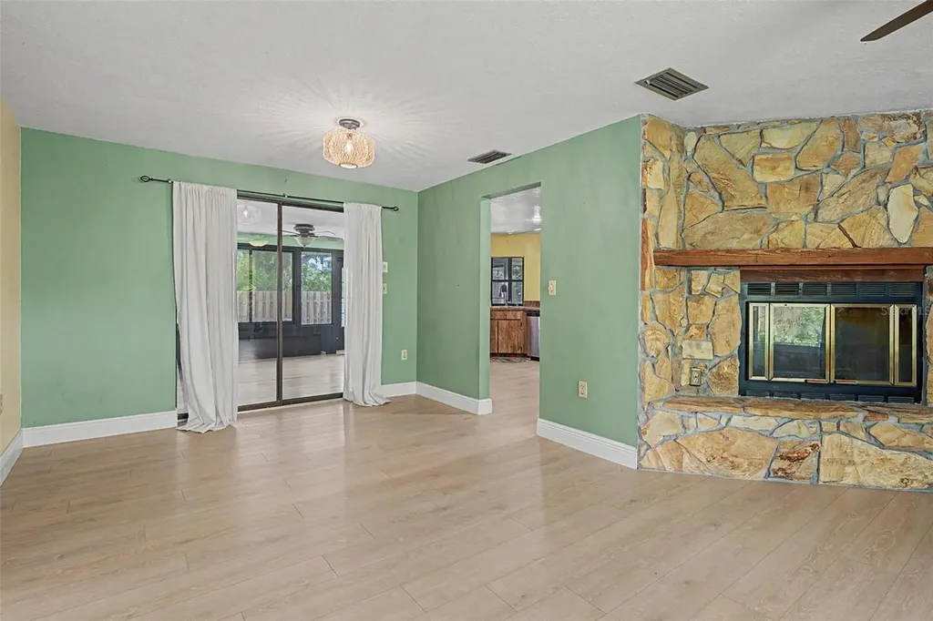 1100 Persimmon Drive Palm Harbor FL 34683