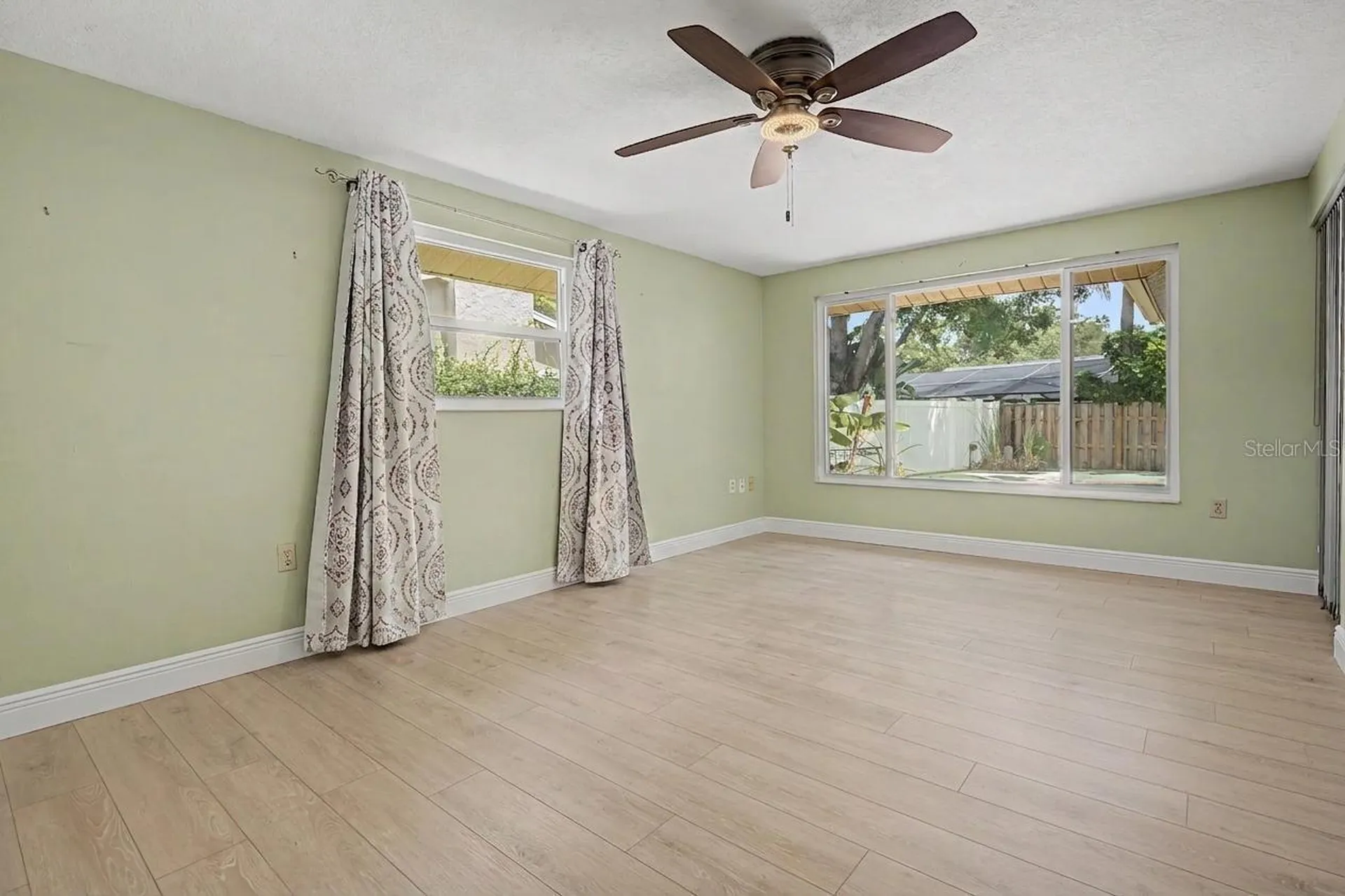1100 Persimmon Drive Palm Harbor FL 34683