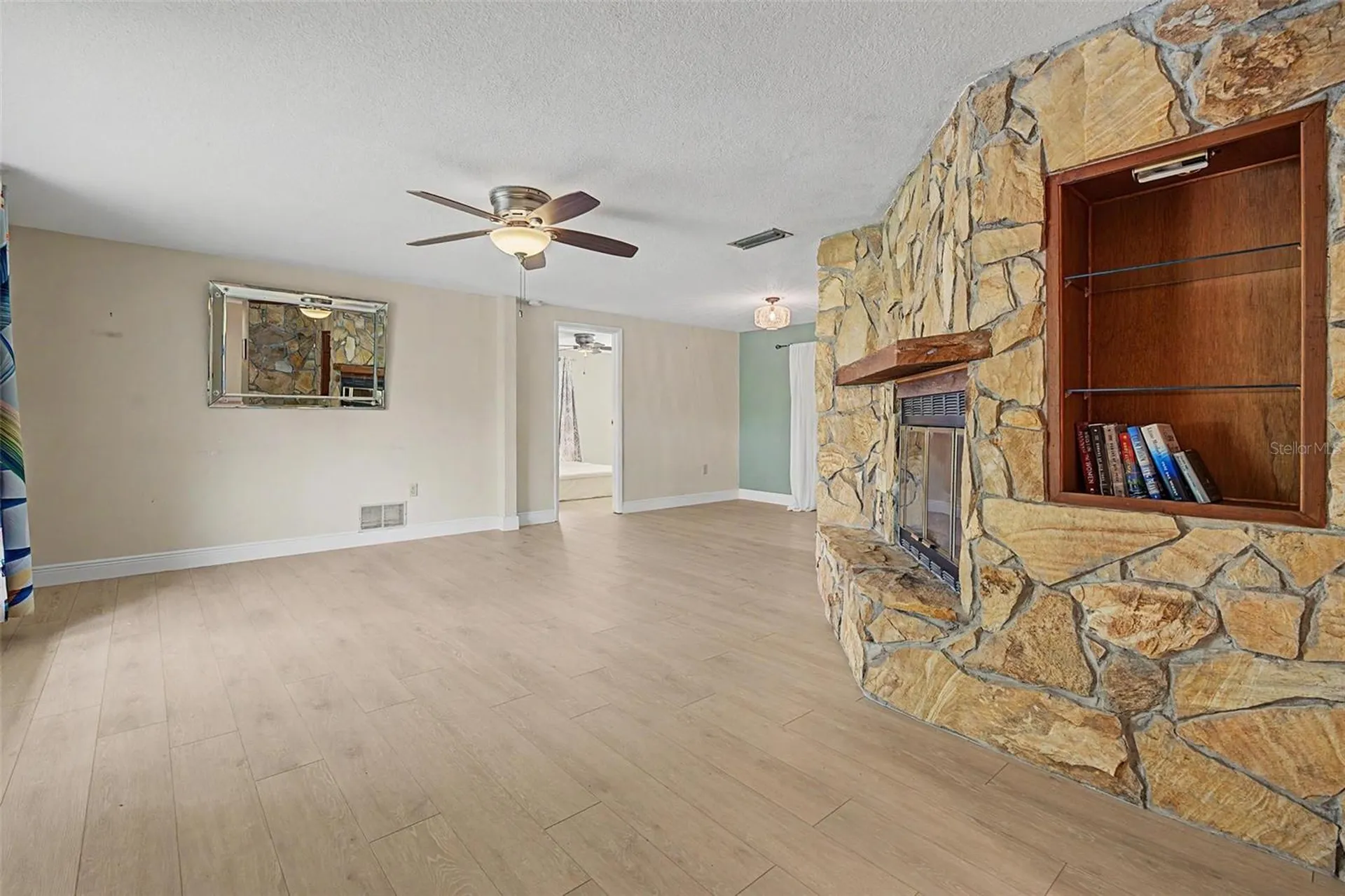 1100 Persimmon Drive Palm Harbor FL 34683