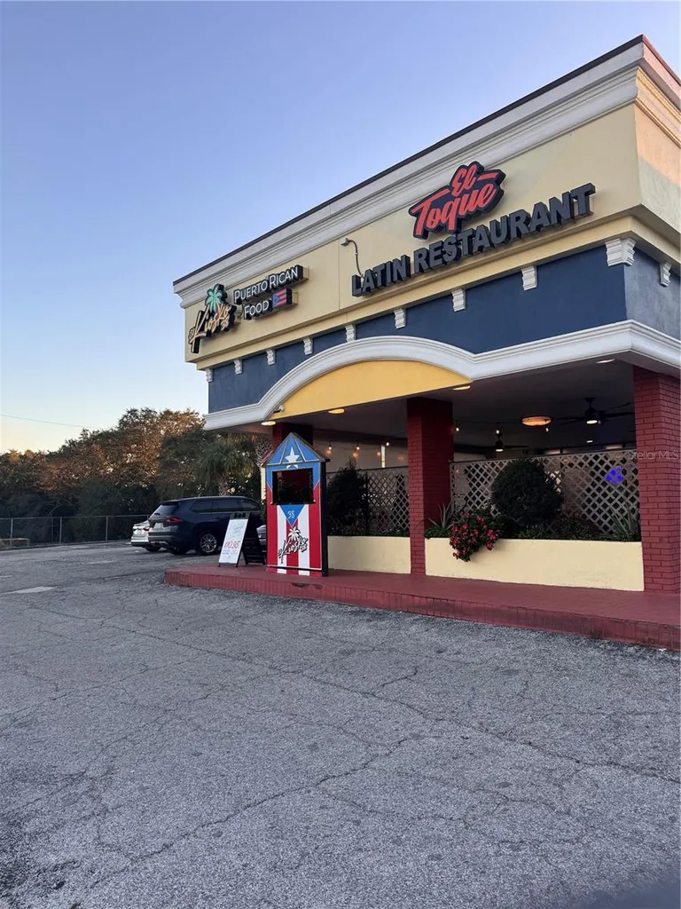 43420 Highway 27 Davenport FL 33837
