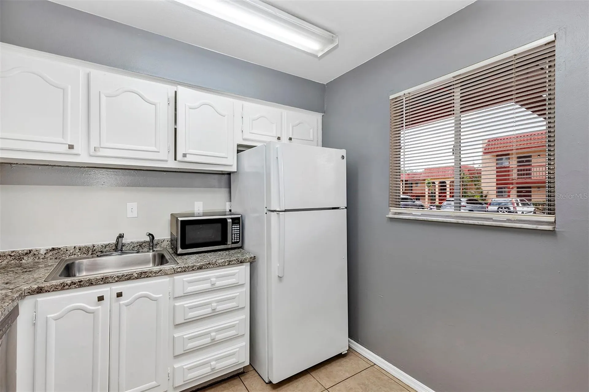 2864 N Powers Drive Orlando FL 32818