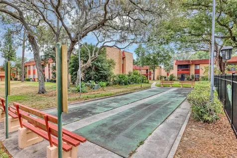2864 N Powers Drive Orlando FL 32818