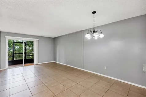 2864 N Powers Drive Orlando FL 32818