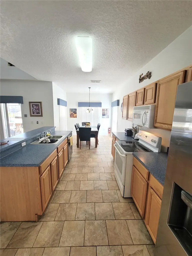 183 Highgate Park Boulevard Davenport FL 33897