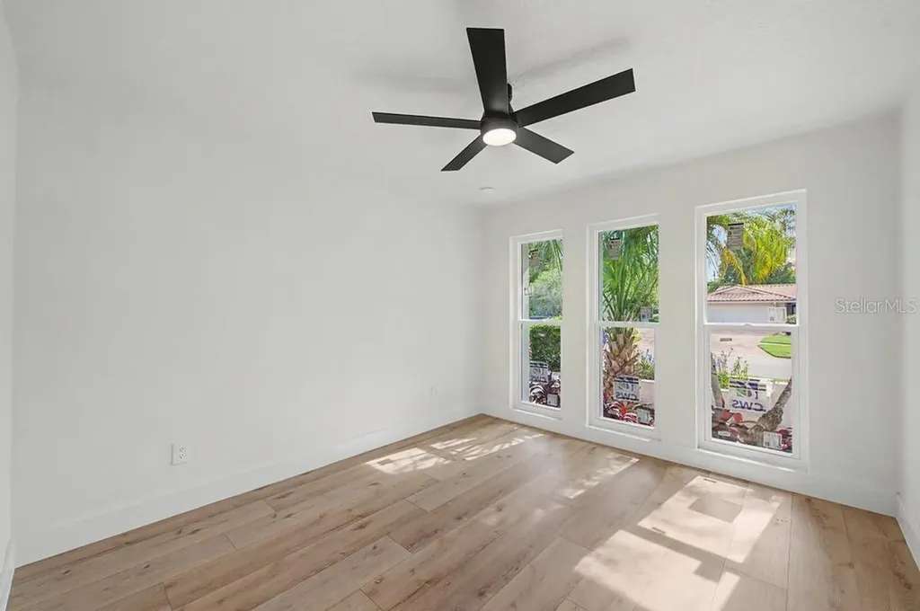1301 Alameda Avenue Clearwater FL 33759