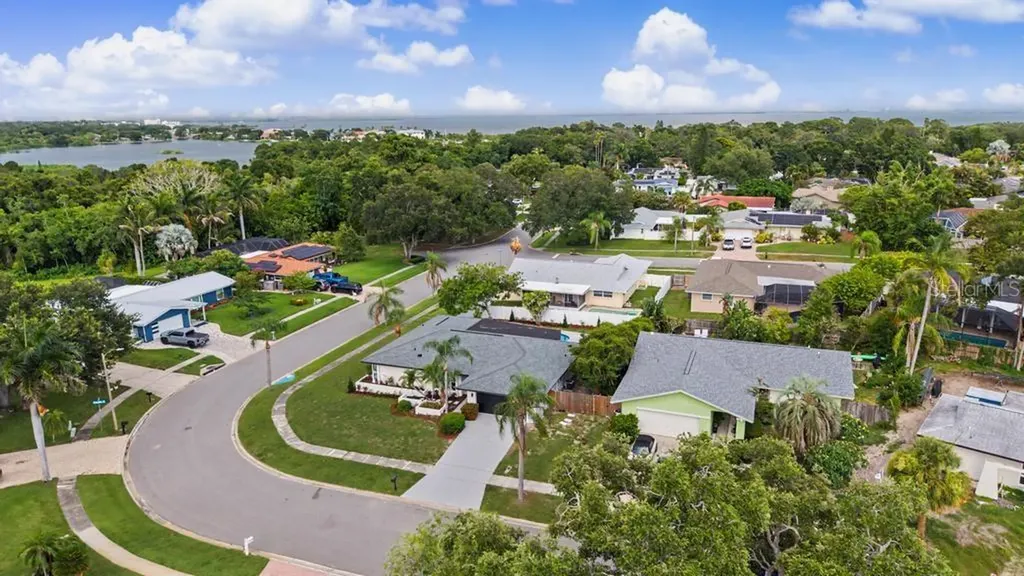 1301 Alameda Avenue Clearwater FL 33759