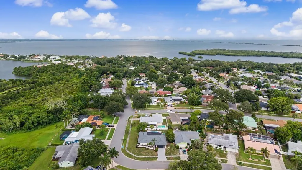 1301 Alameda Avenue Clearwater FL 33759
