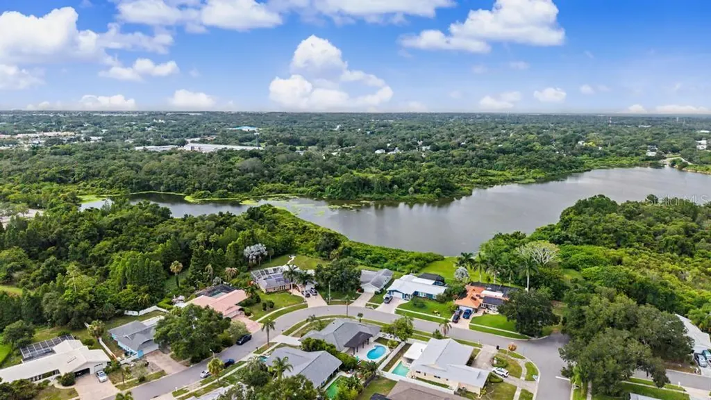 1301 Alameda Avenue Clearwater FL 33759