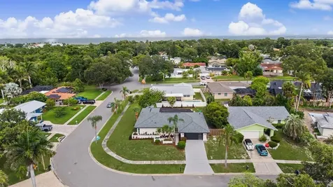 1301 Alameda Avenue Clearwater FL 33759