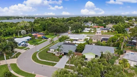 1301 Alameda Avenue Clearwater FL 33759