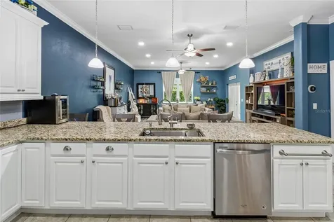 3004 Manitoba Avenue Groveland FL 34736