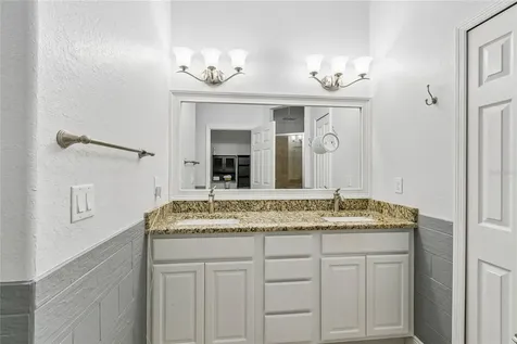 3004 Manitoba Avenue Groveland FL 34736