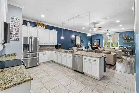 3004 Manitoba Avenue Groveland FL 34736