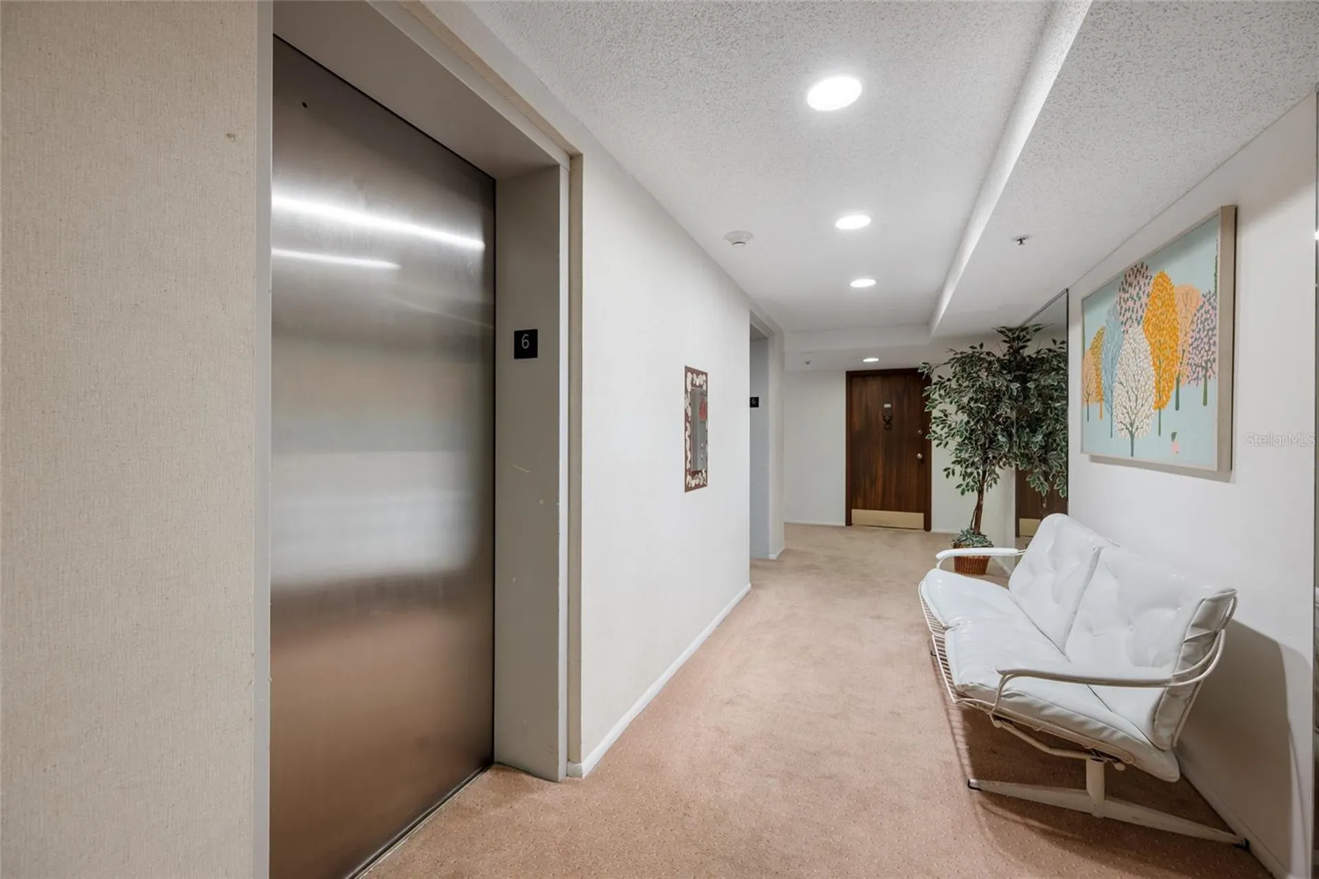 7432 Sunshine Skyway Lane S St Petersburg FL 33711