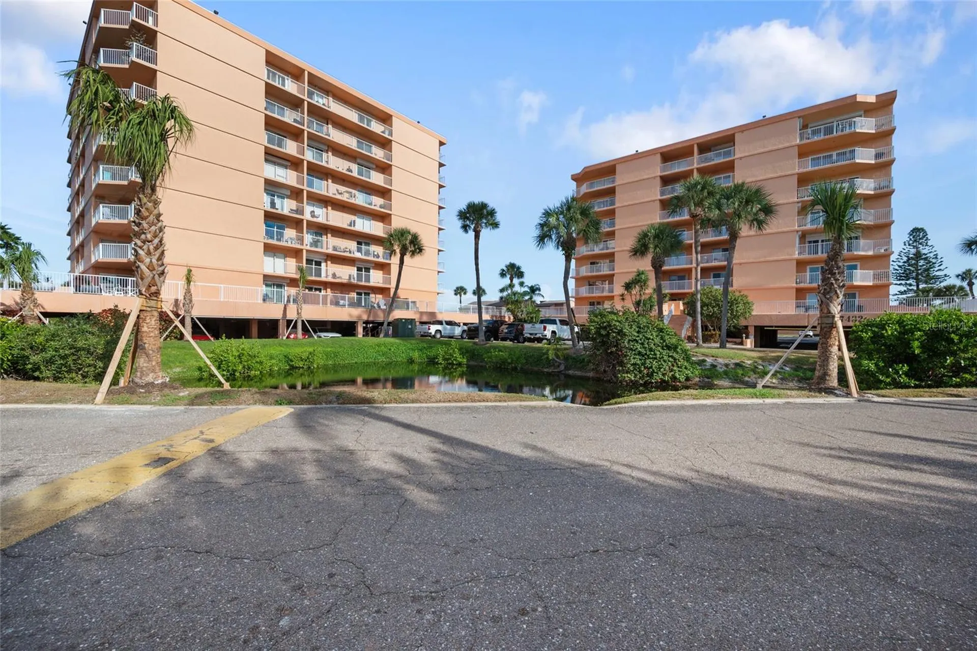 7432 Sunshine Skyway Lane S St Petersburg FL 33711