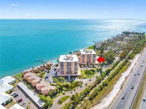 7432 Sunshine Skyway Lane S St Petersburg FL 33711