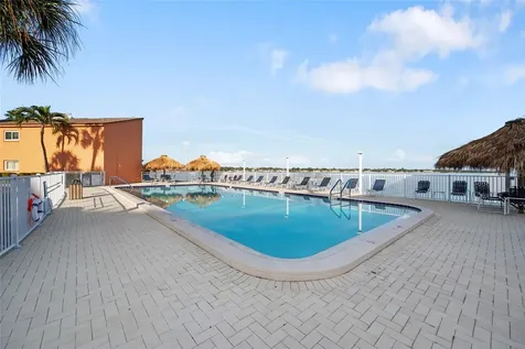 7432 Sunshine Skyway Lane S St Petersburg FL 33711