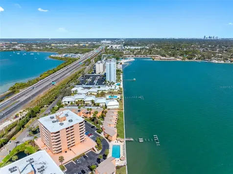 7432 Sunshine Skyway Lane S St Petersburg FL 33711
