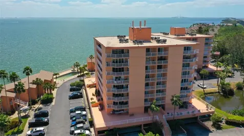 7432 Sunshine Skyway Lane S St Petersburg FL 33711