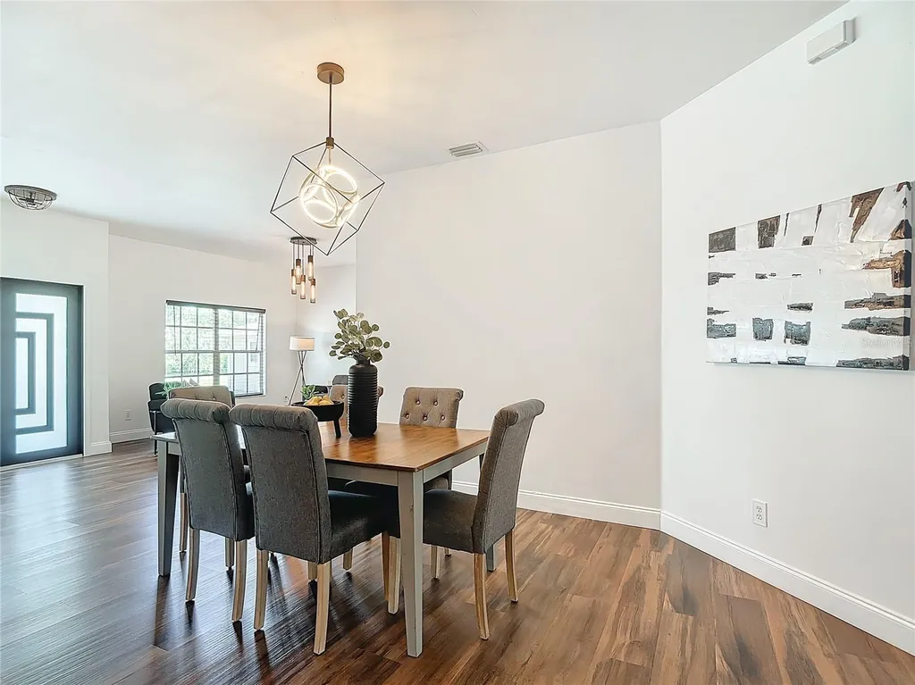 130 16th Avenue NE Naples FL 34120