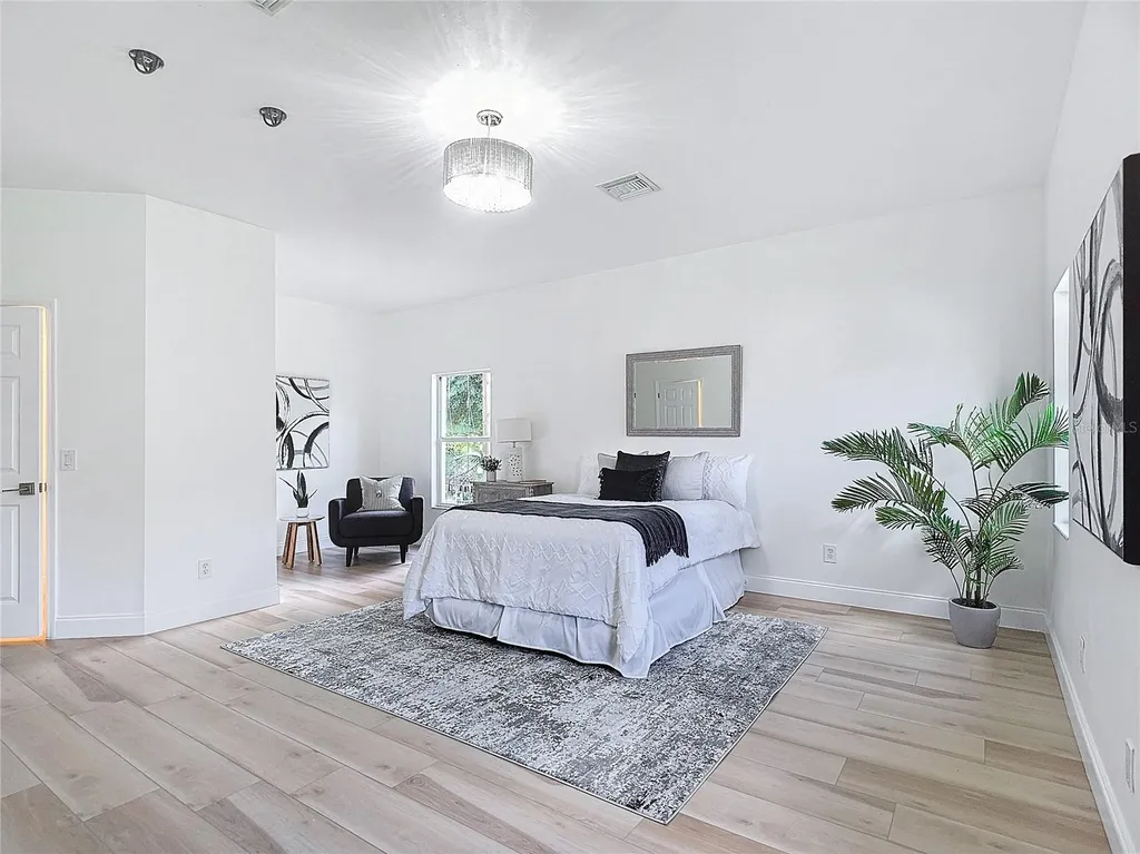 130 16th Avenue NE Naples FL 34120