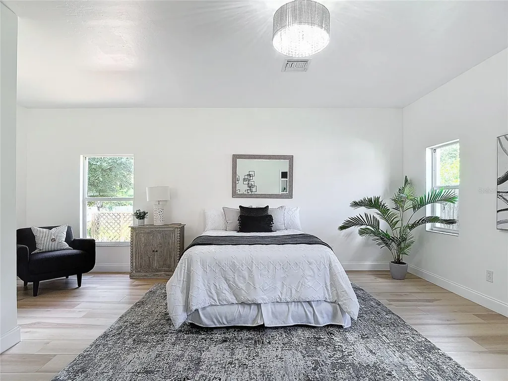 130 16th Avenue NE Naples FL 34120