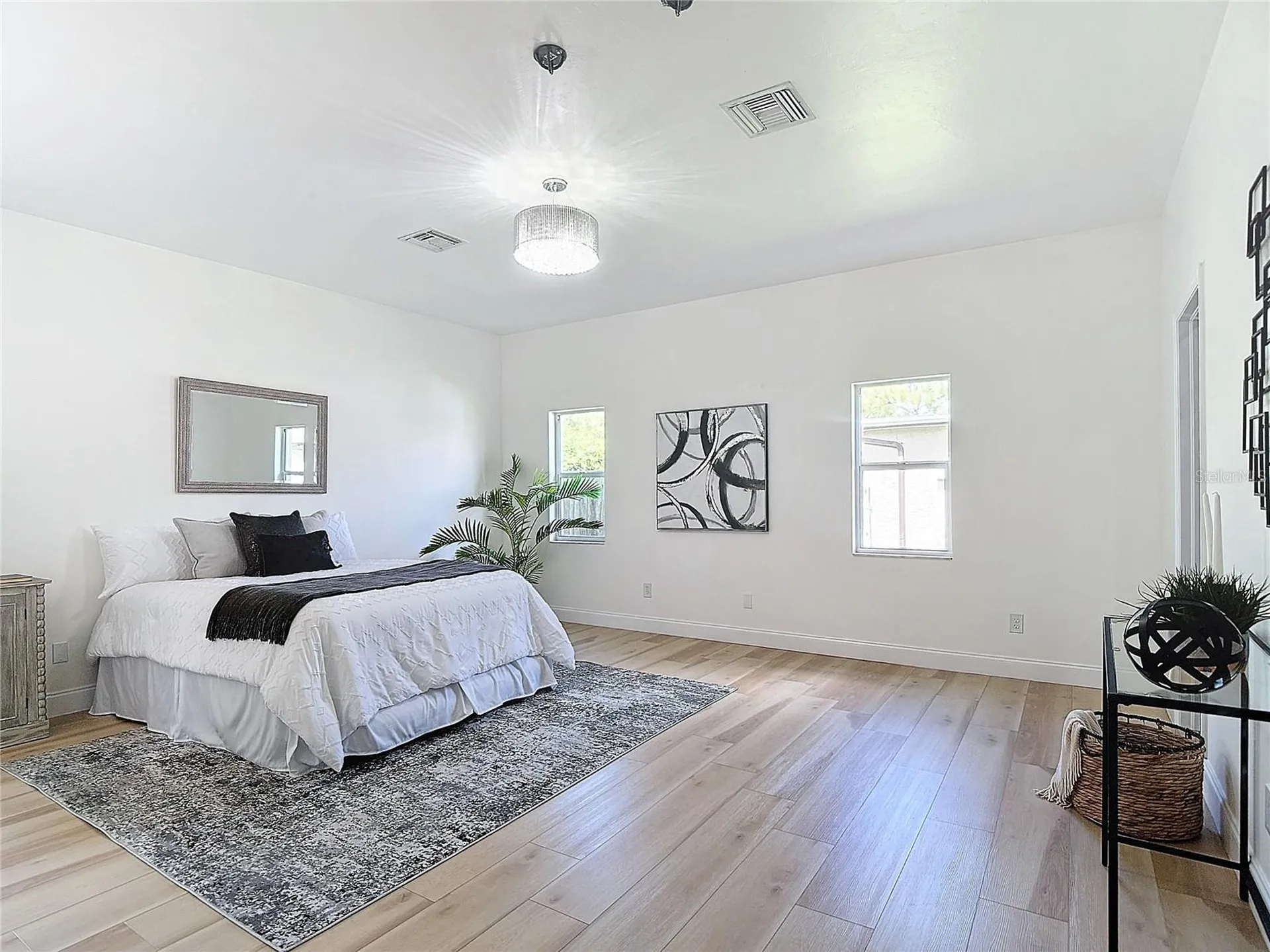 130 16th Avenue NE Naples FL 34120