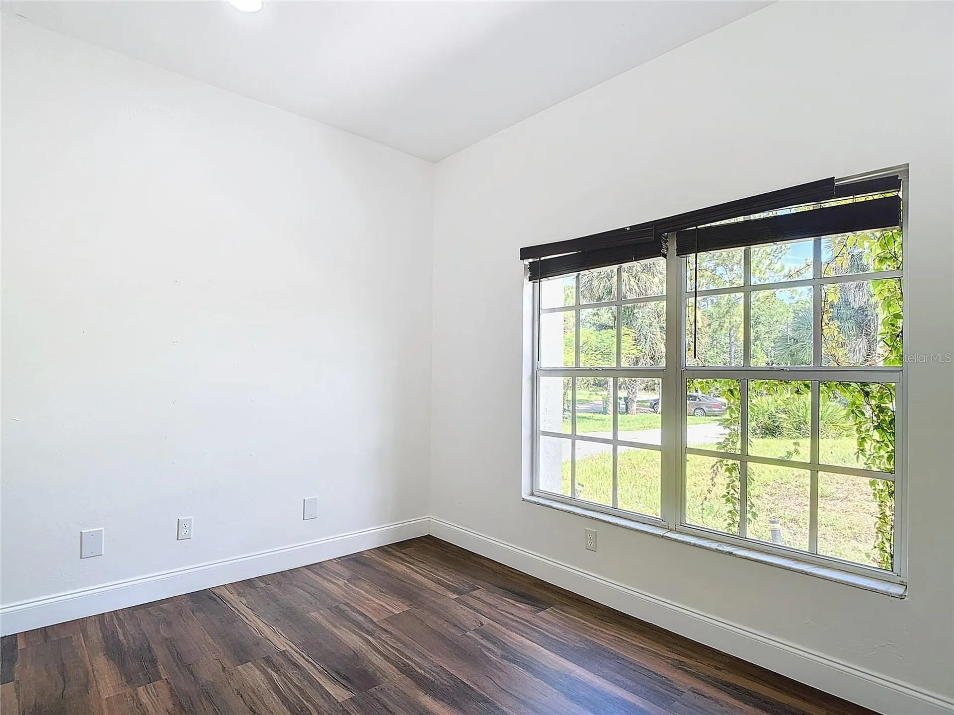 130 16th Avenue NE Naples FL 34120