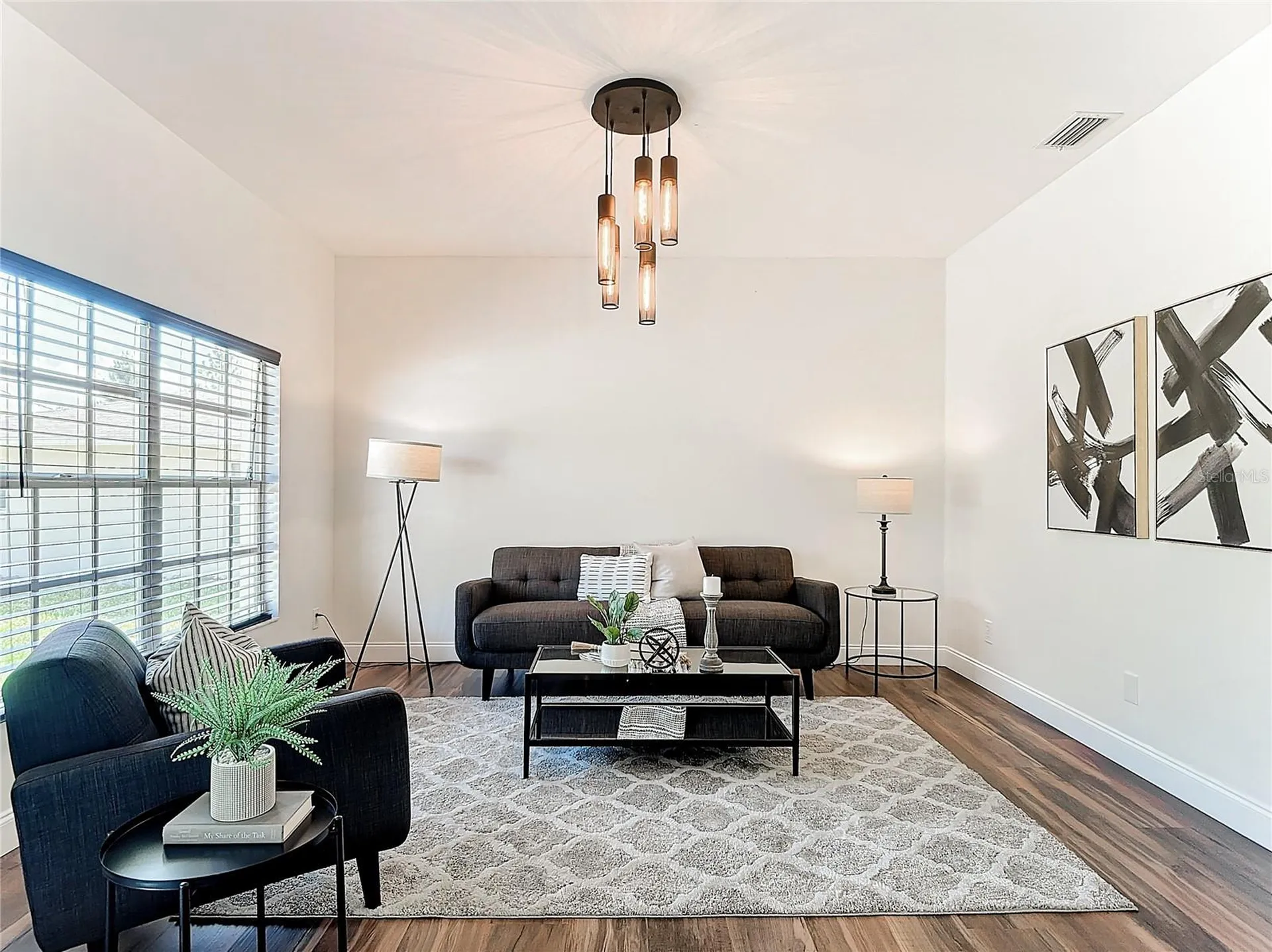 130 16th Avenue NE Naples FL 34120