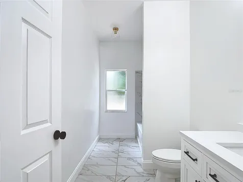 130 16th Avenue NE Naples FL 34120