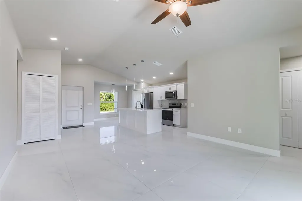 1962 Leghorn Street Lehigh Acres FL 33972