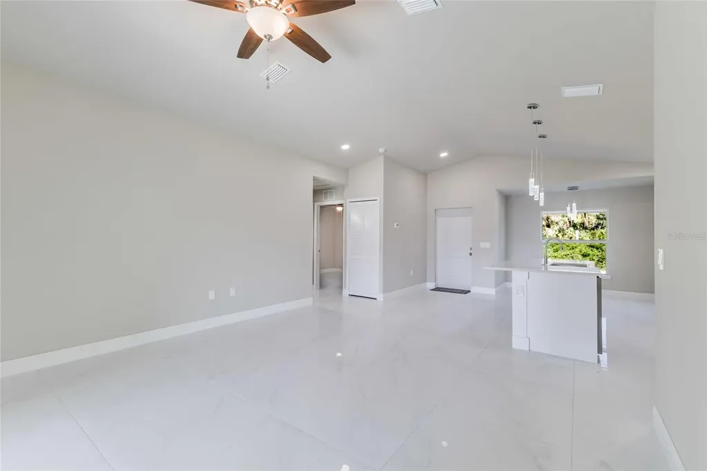 1962 Leghorn Street Lehigh Acres FL 33972