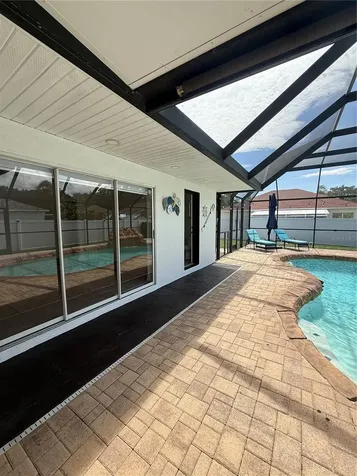 2210 Towering Oaks Circle Seffner FL 33584