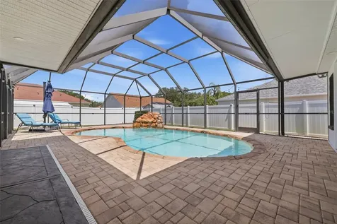 2210 Towering Oaks Circle Seffner FL 33584