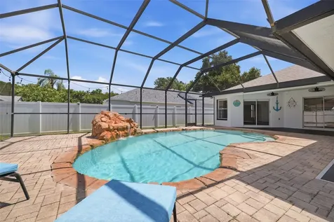 2210 Towering Oaks Circle Seffner FL 33584