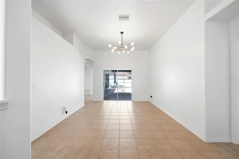 2210 Towering Oaks Circle Seffner FL 33584