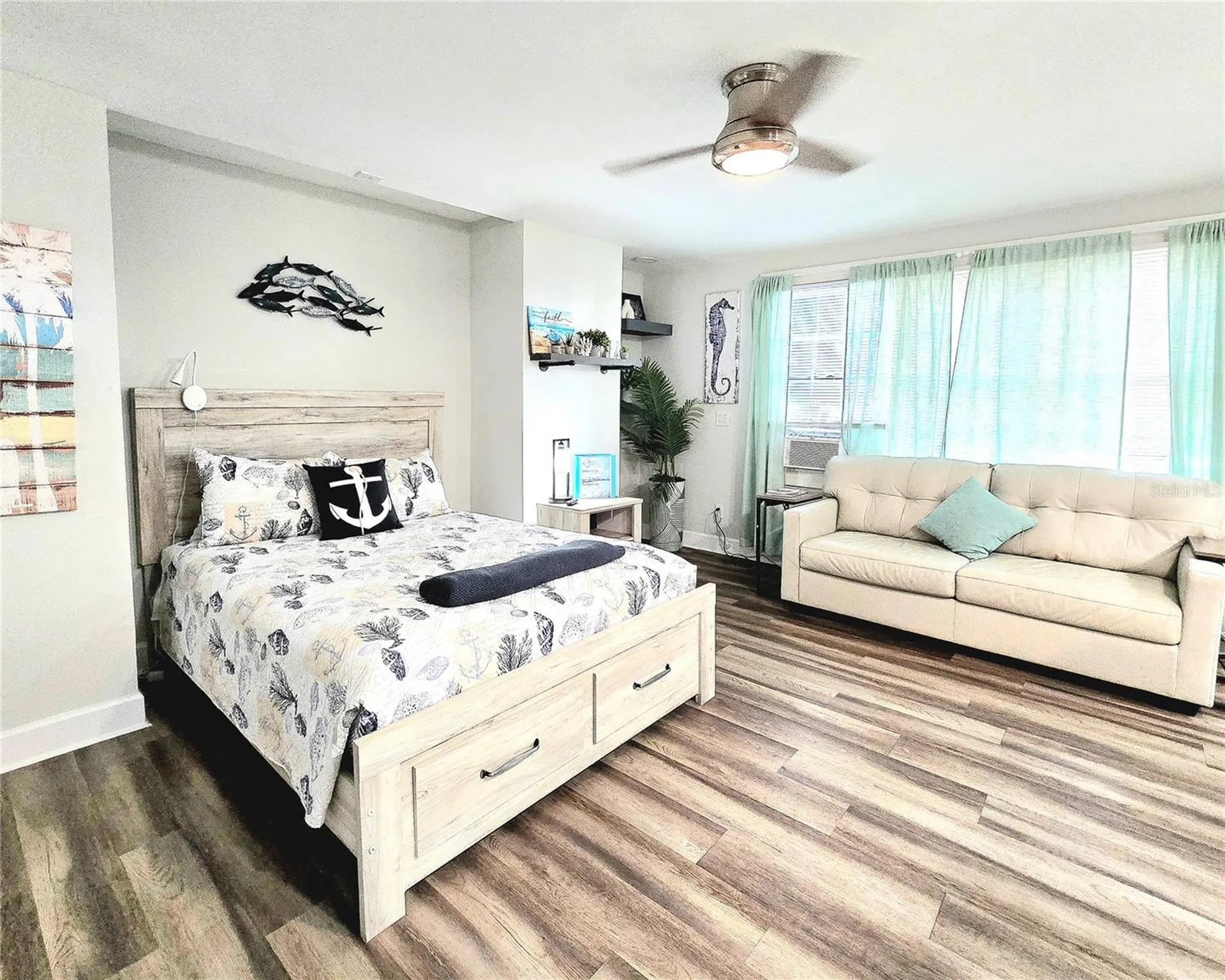 335 5th Avenue N St Petersburg FL 33701